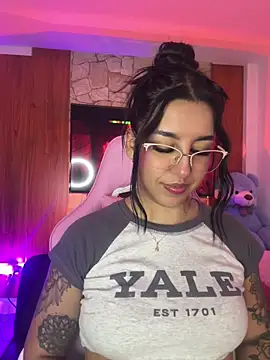 Tamara Roberts1 online show from March 7, 2026, 3:14 am