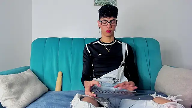 NeoRaptis online show from January 17, 2025, 7:49 pm