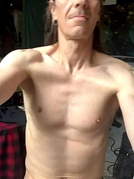 Snapshot of Sunking13cm chatting on September 16, 2025, 11:00 am Sunking13cm online show from September 16, 2025, 11:00 am