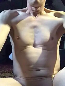 Snapshot of Sunking13cm chatting on September 19, 2025, 5:20 am Sunking13cm online show from September 19, 2025, 5:20 am