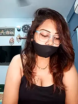 Cute-mona online show from February 28, 2025, 7:46 pm