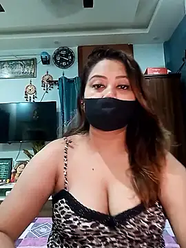 Snapshot of Cute-mona chatting on June 19, 2026, 10:19 am Cute-mona online show from June 19, 2026, 10:19 am