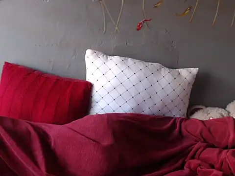 Snapshot of cupidlips chatting on January 18, 2025, 8:31 am cupidlips online show from January 18, 2025, 8:31 am