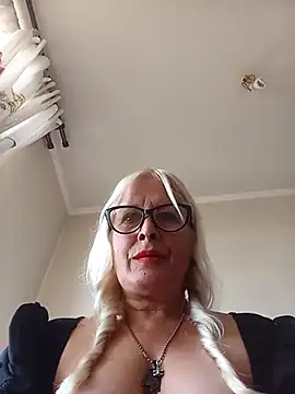 Rousmk1 online show from March 6, 2025, 7:54 pm