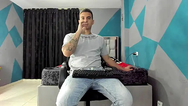 simookeler online show from February 20, 2025, 2:40 am