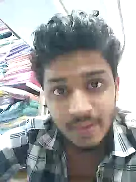 Snapshot of heartless__95 chatting on January 23, 2025, 10:11 am heartless 95 online show from January 23, 2025, 10:11 am