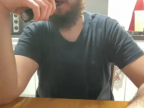 hommesexy17 online show from May 7, 2026, 8:47 pm