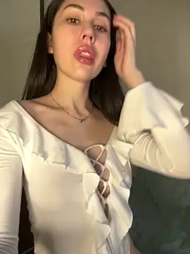 LushLuna online show from February 27, 2026, 7:41 am