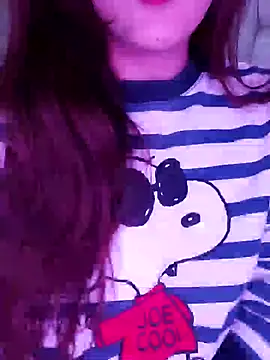 Snapshot of AdharaLujan chatting on December 19, 2024, 5:29 am AdharaLujan online show from December 19, 2024, 5:29 am