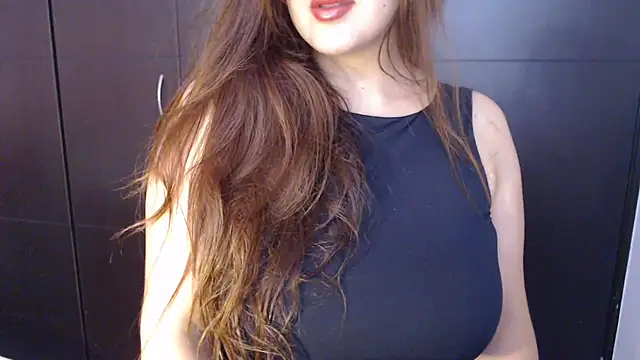 Snapshot of AdharaLujan chatting on January 29, 2025, 2:21 pm AdharaLujan online show from January 29, 2025, 2:21 pm