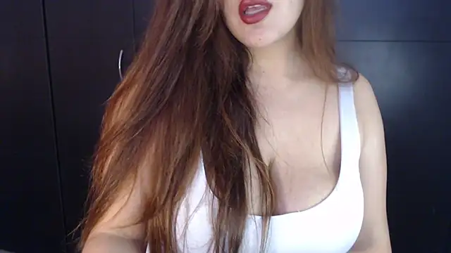 Snapshot of AdharaLujan chatting on February 21, 2025, 3:32 pm AdharaLujan online show from February 21, 2025, 3:32 pm