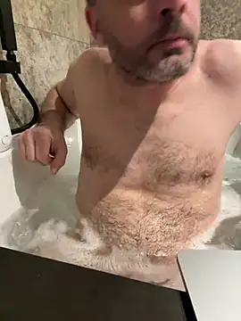 unconnudu21000 online show from February 9, 2025, 5:01 pm