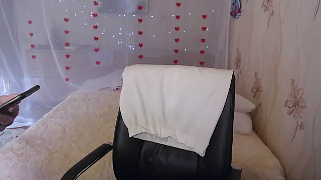 OlgaHottie online show from March 6, 2025, 9:03 am