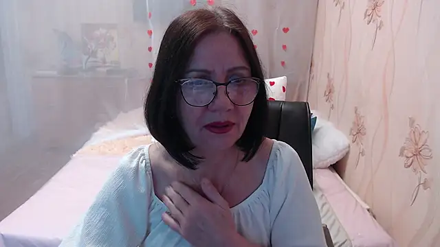 OlgaHottie online show from December 4, 2025, 11:35 pm