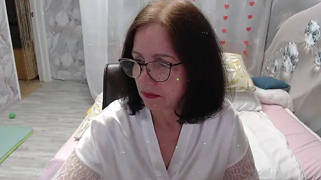 Snapshot of OlgaHottie chatting on July 4, 2026, 11:44 pm OlgaHottie online show from July 4, 2026, 11:44 pm