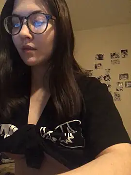 Snapshot of Prudie_Gabriella chatting on December 11, 2024, 1:39 pm Prudie Gabriella online show from December 11, 2024, 1:39 pm