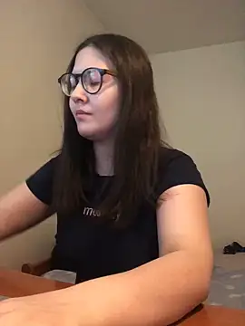 Snapshot of Prudie_Gabriella chatting on February 27, 2025, 12:45 pm Prudie Gabriella online show from February 27, 2025, 12:45 pm