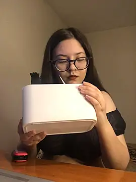 Snapshot of Prudie_Gabriella chatting on March 8, 2025, 5:33 pm Prudie Gabriella online show from March 8, 2025, 5:33 pm