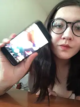 Snapshot of Prudie_Gabriella chatting on March 18, 2025, 8:47 am Prudie Gabriella online show from March 18, 2025, 8:47 am