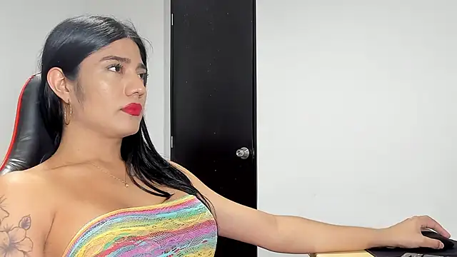 ZachaTompson online show from March 18, 2025, 9:10 pm