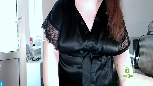 Snapshot of cute_and_hot chatting on June 9, 2026, 3:12 pm cute and hot online show from June 9, 2026, 3:12 pm