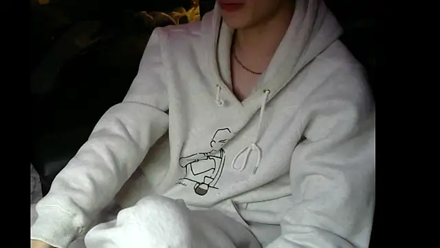 Ray175oo online show from February 23, 2025, 4:13 pm