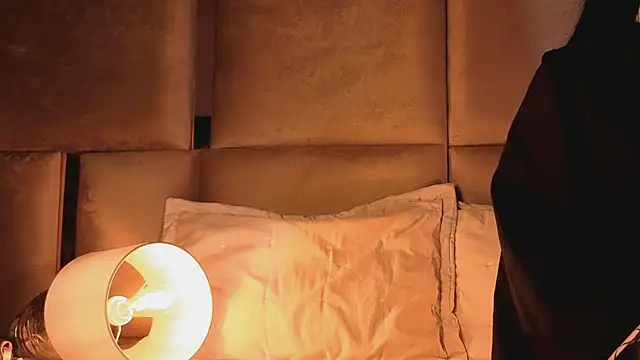 angelinepossy online show from November 5, 2025, 9:26 pm