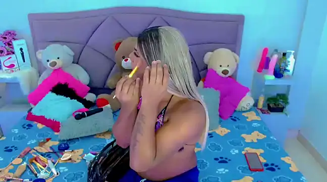 party duo trans online show from February 25, 2025, 3:42 am