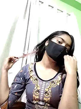 Snapshot of Arisha- chatting on December 18, 2024, 2:28 pm Arisha- online show from December 18, 2024, 2:28 pm