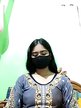 Snapshot of Arisha- chatting on December 18, 2024, 6:03 pm Arisha- online show from December 18, 2024, 6:03 pm