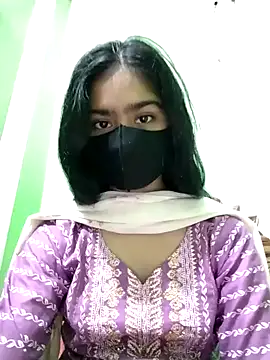 Snapshot of Arisha- chatting on December 25, 2024, 1:19 pm Arisha- online show from December 25, 2024, 1:19 pm