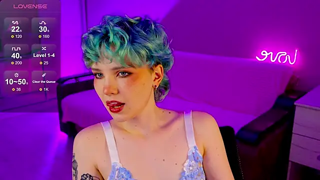 Snapshot of School_Love chatting on December 11, 2024, 7:25 pm School Love online show from December 11, 2024, 7:25 pm