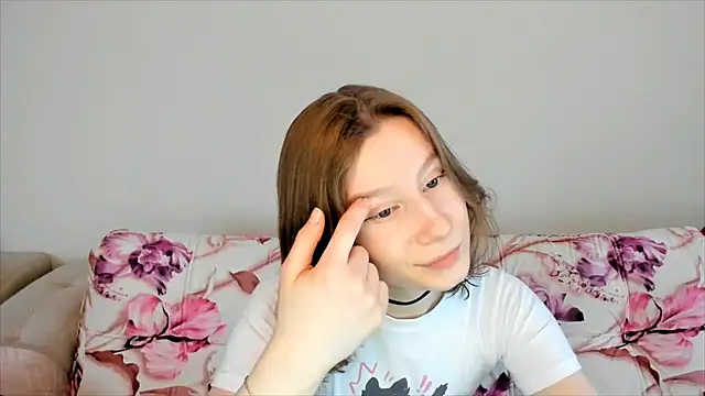 EnigmaSee online show from February 3, 2025, 2:25 am