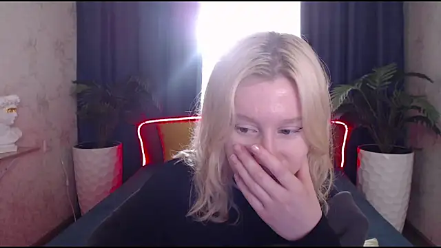 EnigmaSee online show from October 17, 2025, 2:04 am