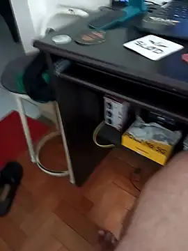 lobomisterioso13 online show from December 10, 2024, 6:28 pm