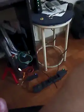 lobomisterioso13 online show from September 15, 2025, 1:33 pm