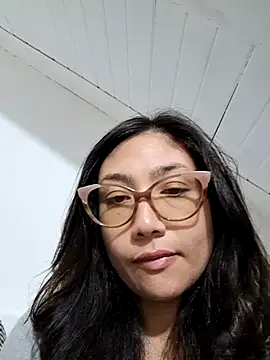 Snapshot of Mia_Ruiz chatting on February 5, 2025, 1:04 am Mia Ruiz online show from February 5, 2025, 1:04 am