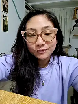Snapshot of Mia_Ruiz chatting on February 8, 2025, 1:43 am Mia Ruiz online show from February 8, 2025, 1:43 am
