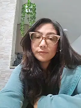 Snapshot of Mia_Ruiz chatting on March 3, 2025, 12:26 am Mia Ruiz online show from March 3, 2025, 12:26 am