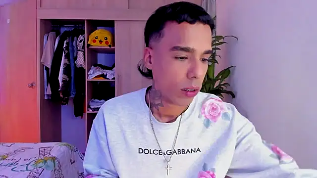 aldrinwhite online show from November 17, 2025, 7:30 pm