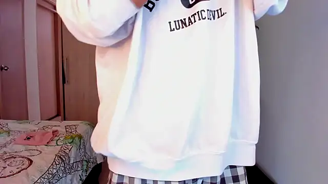 aldrinwhite online show from December 15, 2025, 4:00 pm