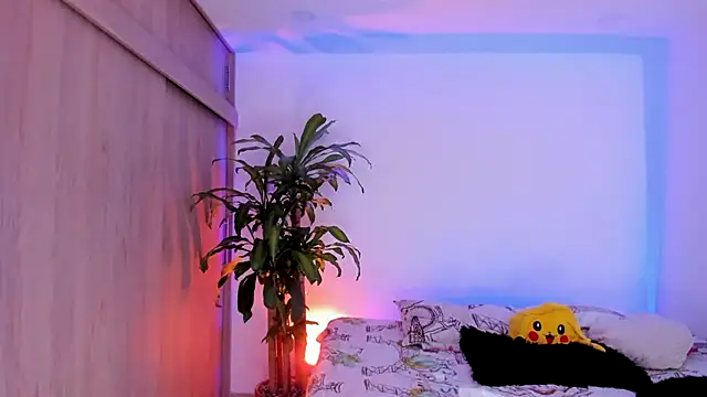 aldrinwhite online show from June 2, 2026, 5:15 pm
