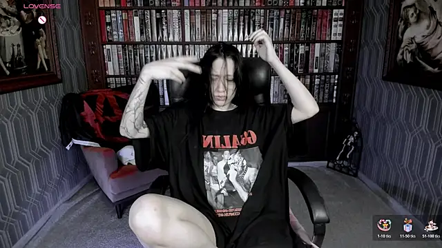 Snapshot of Medusa__Gorgona chatting on May 30, 2026, 2:14 pm Medusa Gorgona online show from May 30, 2026, 2:14 pm