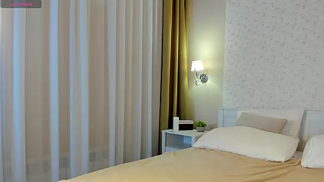 Anna Robinson online show from February 21, 2025, 5:24 am