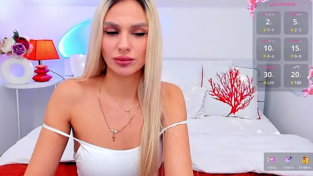 MissLoou online show from February 13, 2025, 6:09 am