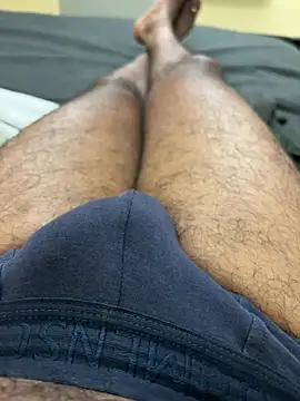 Snapshot of A-mira chatting on February 4, 2026, 6:14 pm A-mira online show from February 4, 2026, 6:14 pm