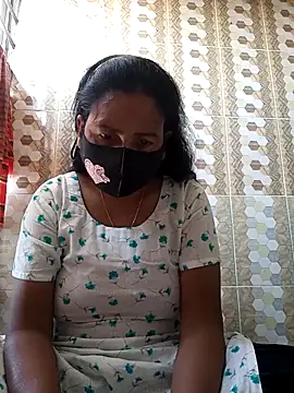 Neha-Roy online show from November 18, 2025, 5:34 am