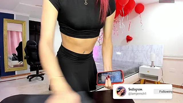 charolbruce 1 online show from May 23, 2026, 11:47 am