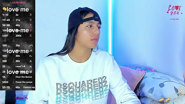 BarbieHotLaura online show from January 17, 2025, 2:18 am