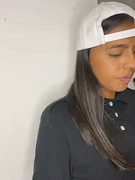 BarbieHotLaura online show from March 13, 2025, 9:26 pm